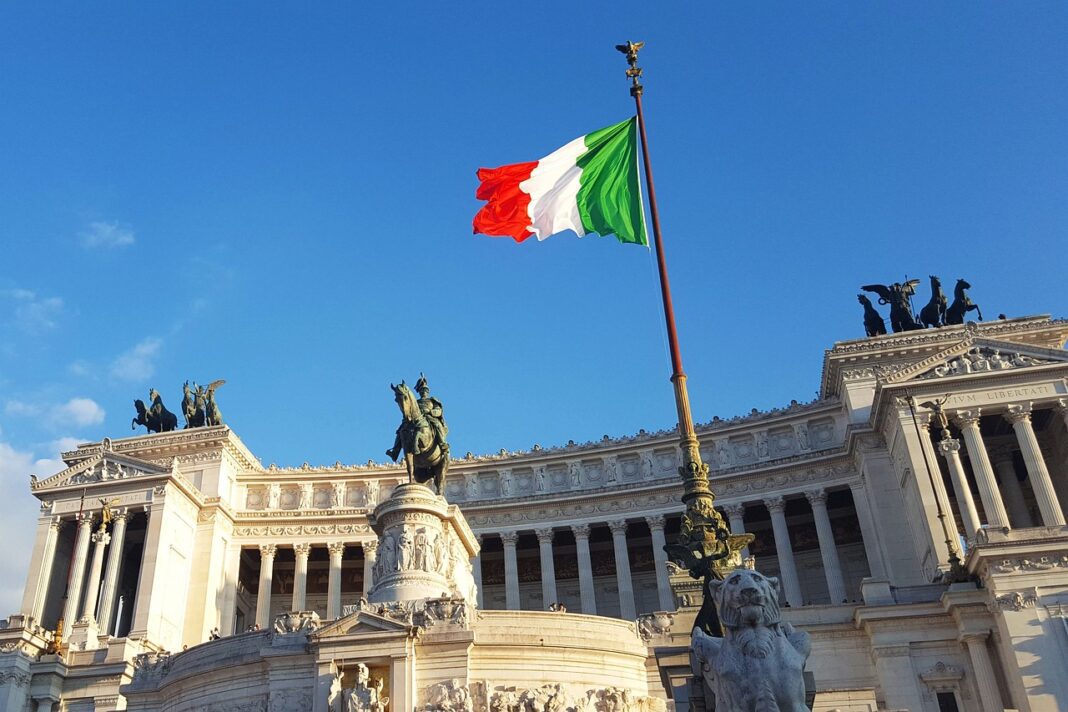 bandiera italiana tricolore cds